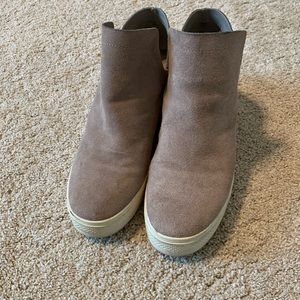 Steve Madden sneaker boot